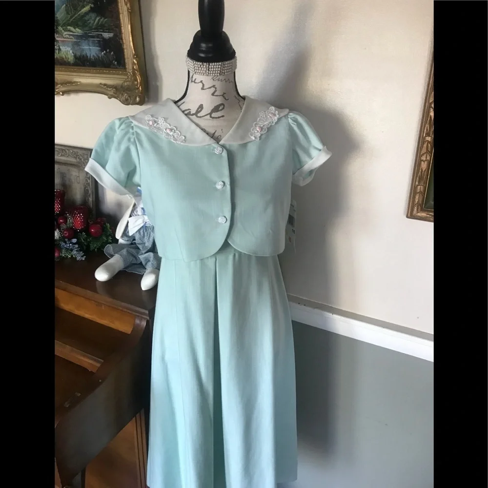 Rare Vintage Sage  2-piece Swiss Rose Collar Dress NWT